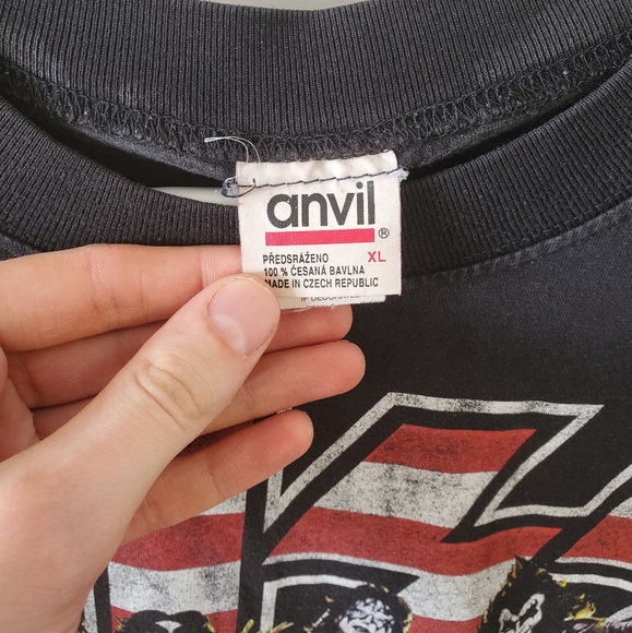 Vintage KISS 1996 "Alive / Worldwide" Band T-shirt - Picture 6 of 6